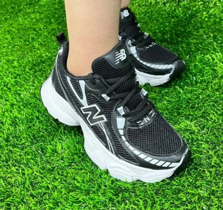 کفش کتونی نیو بالانس زنانه از 37 تا 40